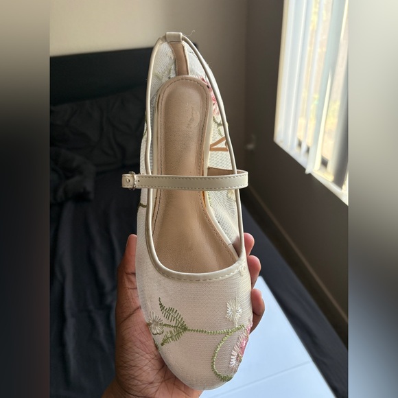 Beige Embroidered Mary Jane Flats with Floral Detail - Women's - Picture 6 of 6